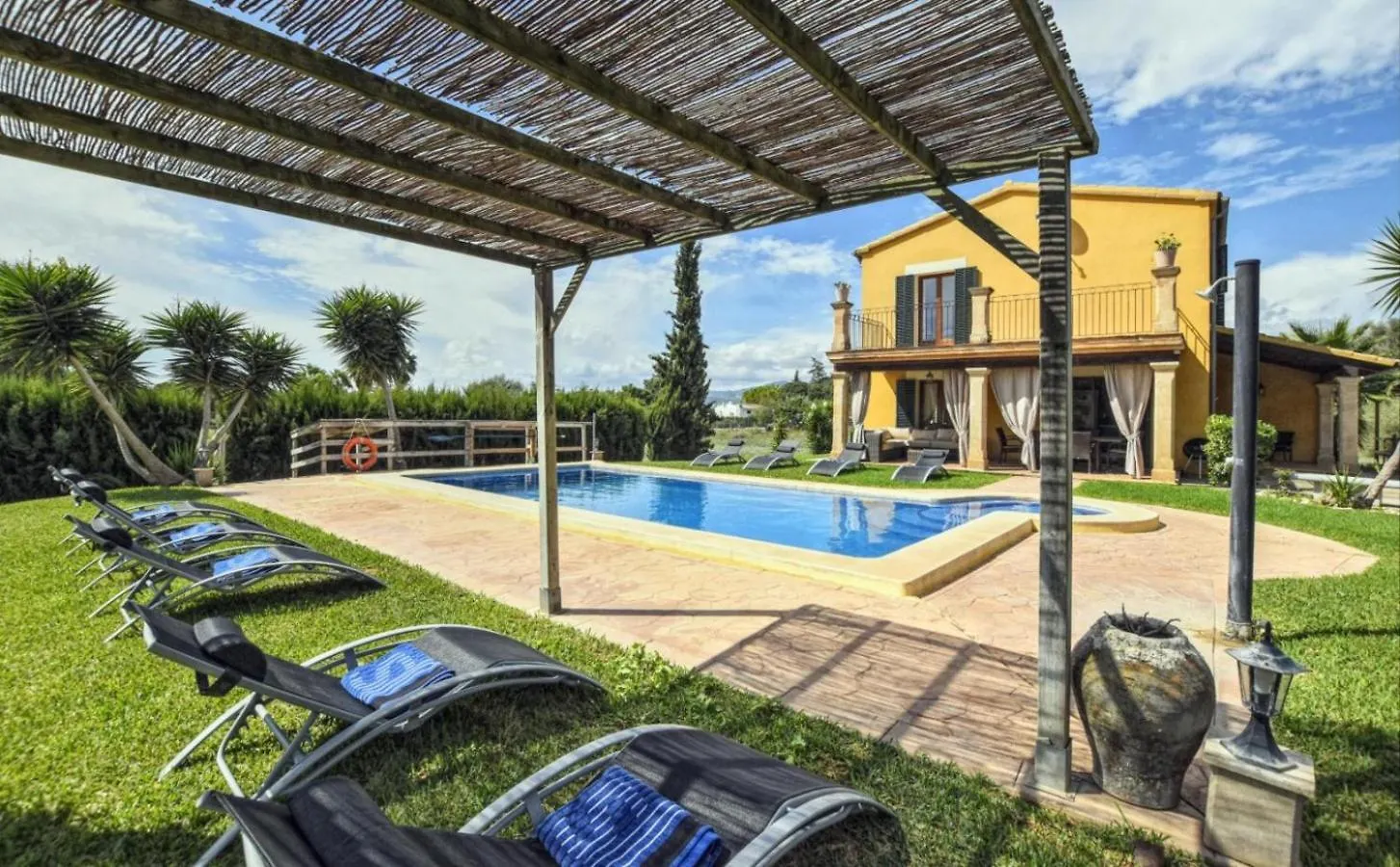 Ines Villa Inca  Spain