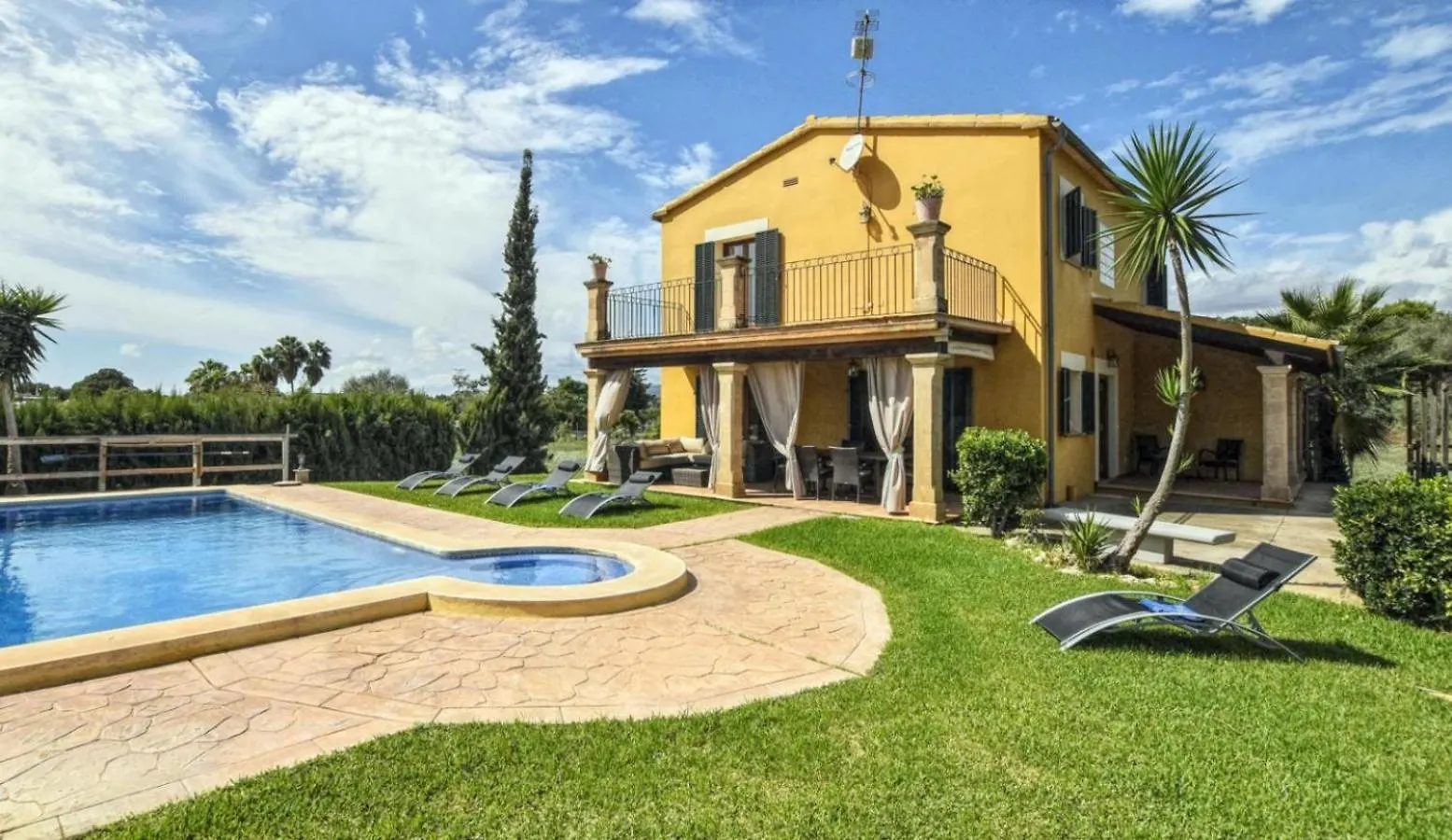 Ines Villa Inca  0*, Inca (Mallorca)