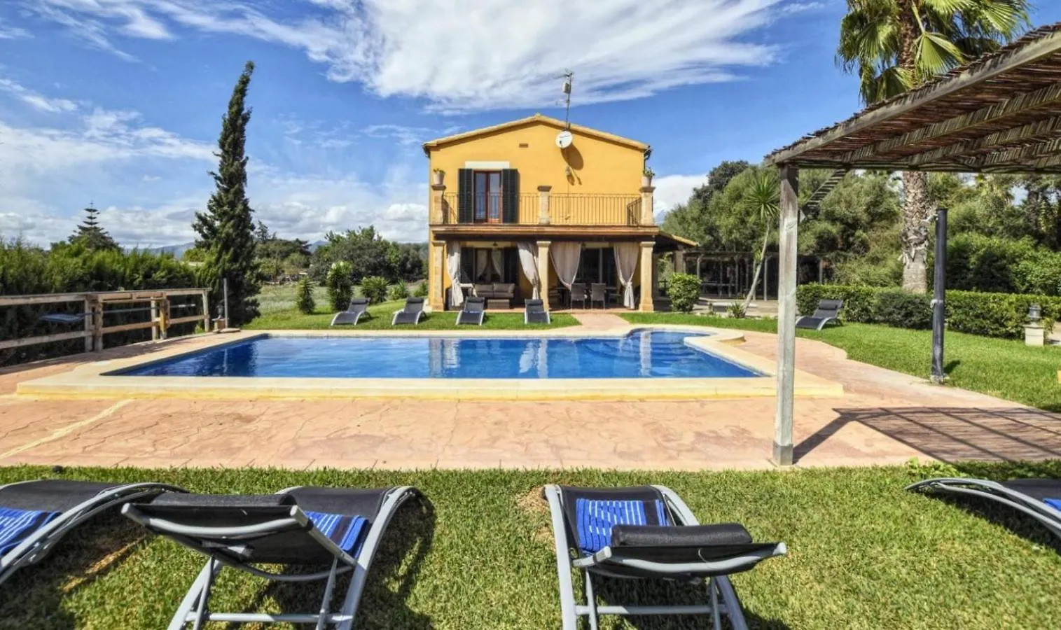 Ines Villa Inca